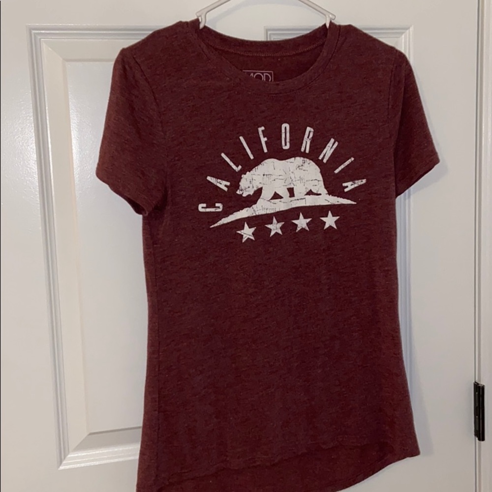 maroon california tee